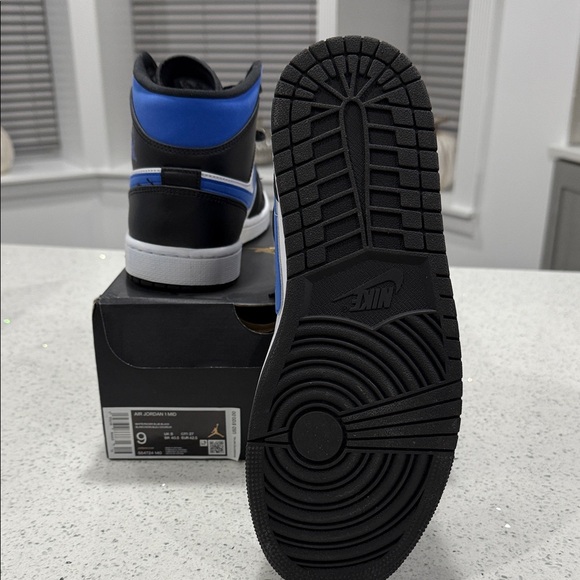 Nike High-Top Sneakers in Black, White, and Blue - Picture 3 of 5